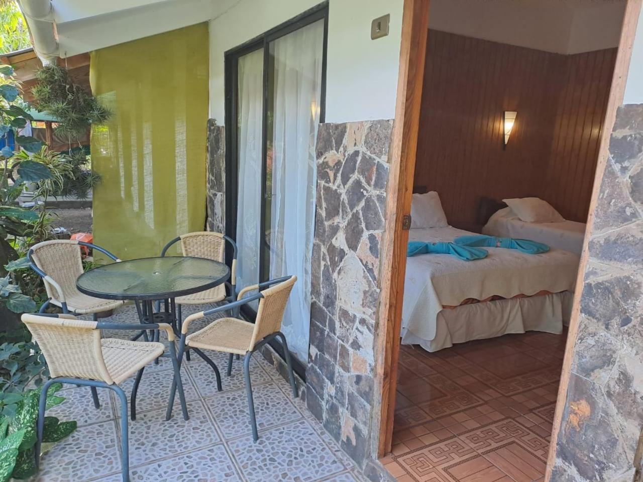 Hostal Avareipua Ханга-Роа Экстерьер фото